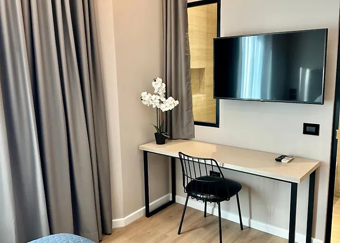 Venis Hotel