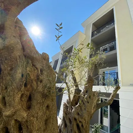 Venis Hotel