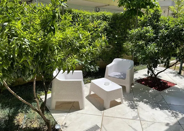 Venis מלון טיראנה